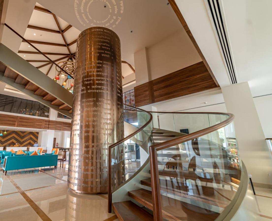Hawthorn Suites By Wyndham Dwarka Экстерьер фото